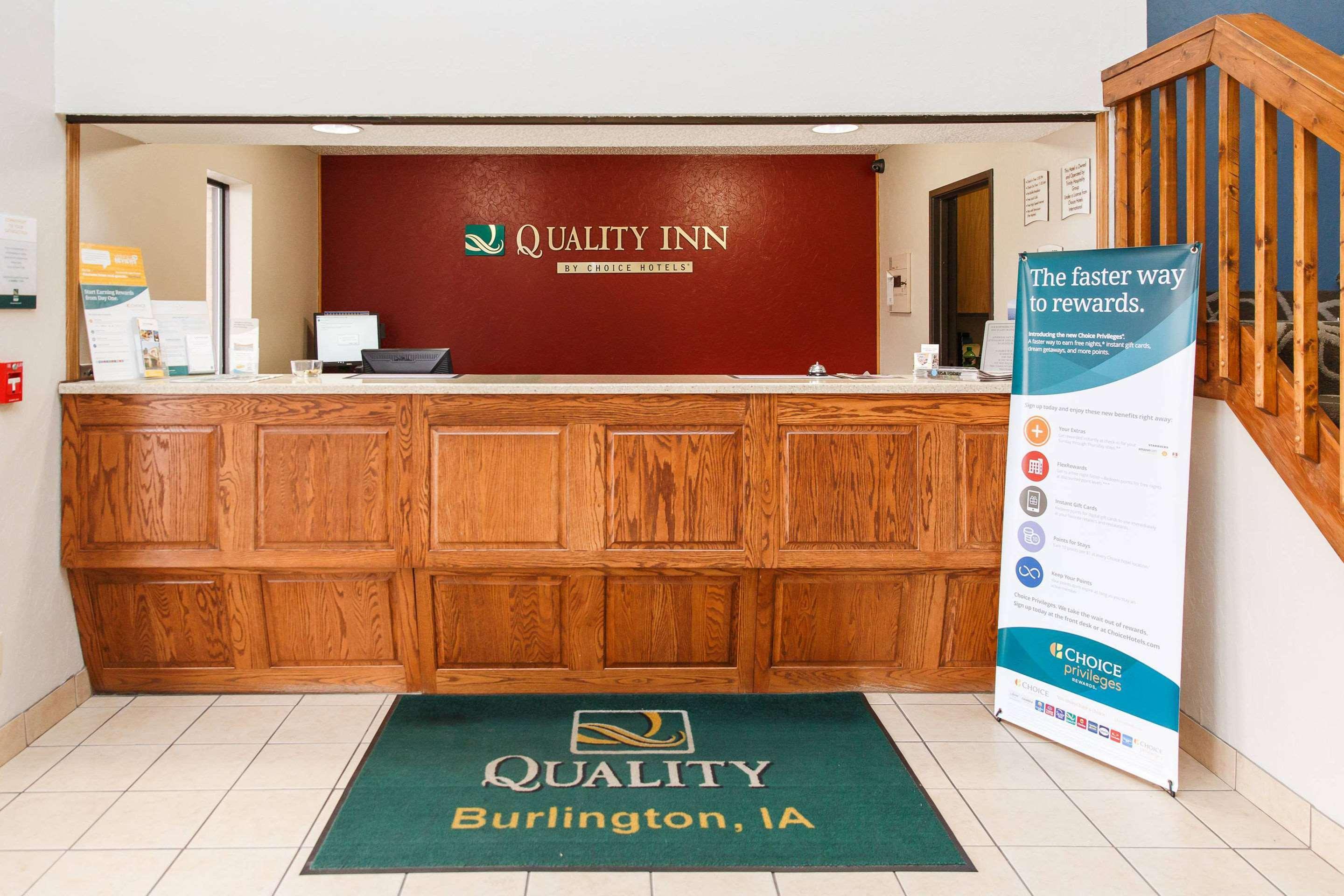 Quality Inn Burlington Near Hwy 34 Eksteriør bilde
